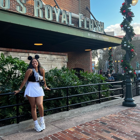 posher meet & greet 🔥 - Picture 13 of 16